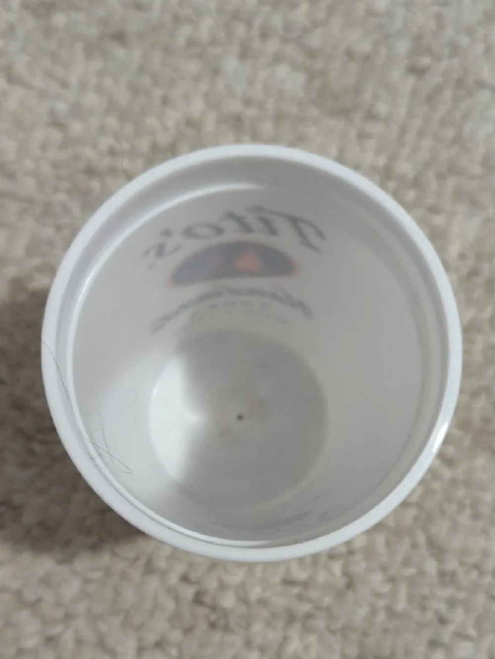 N/A white plastic
